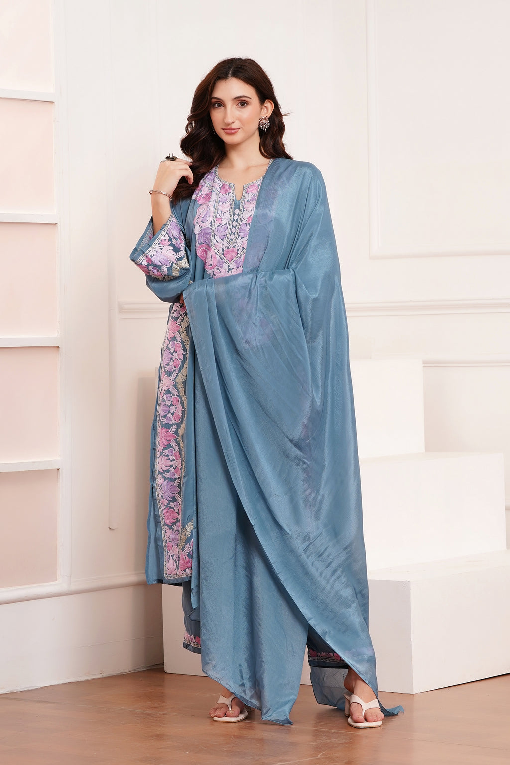 Kashmiri AARI WORK Pure Crepe suit 3pcs - Dusty Sapphire
