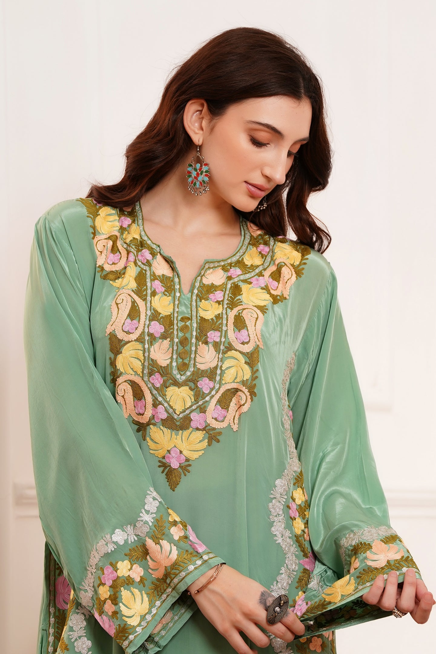 Kashmiri AARI WORK Pure Crepe suit 3pcs - Mint Green