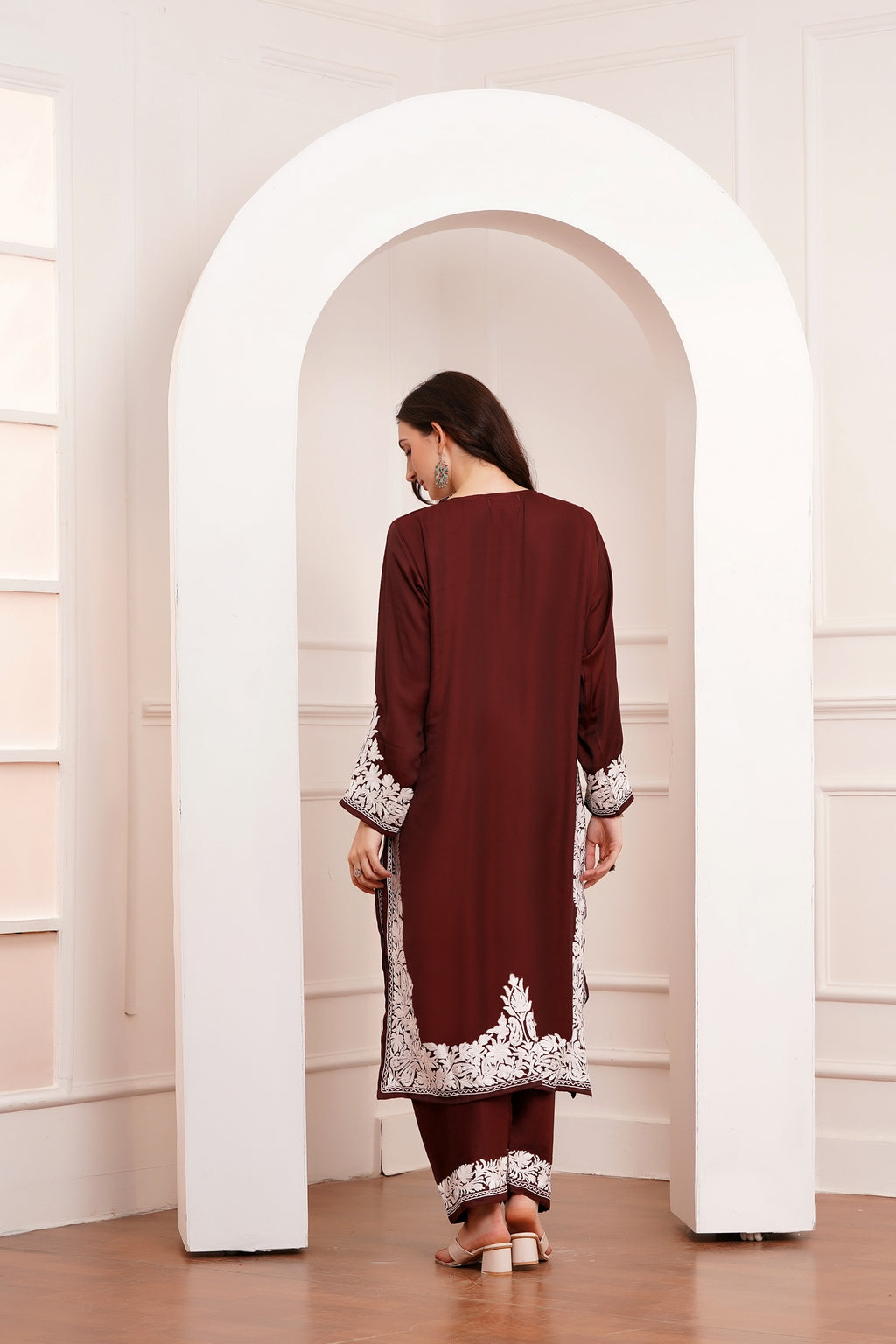 Kashmiri AARI WORK Pure Crepe suit 3pcs - Deep Maroon