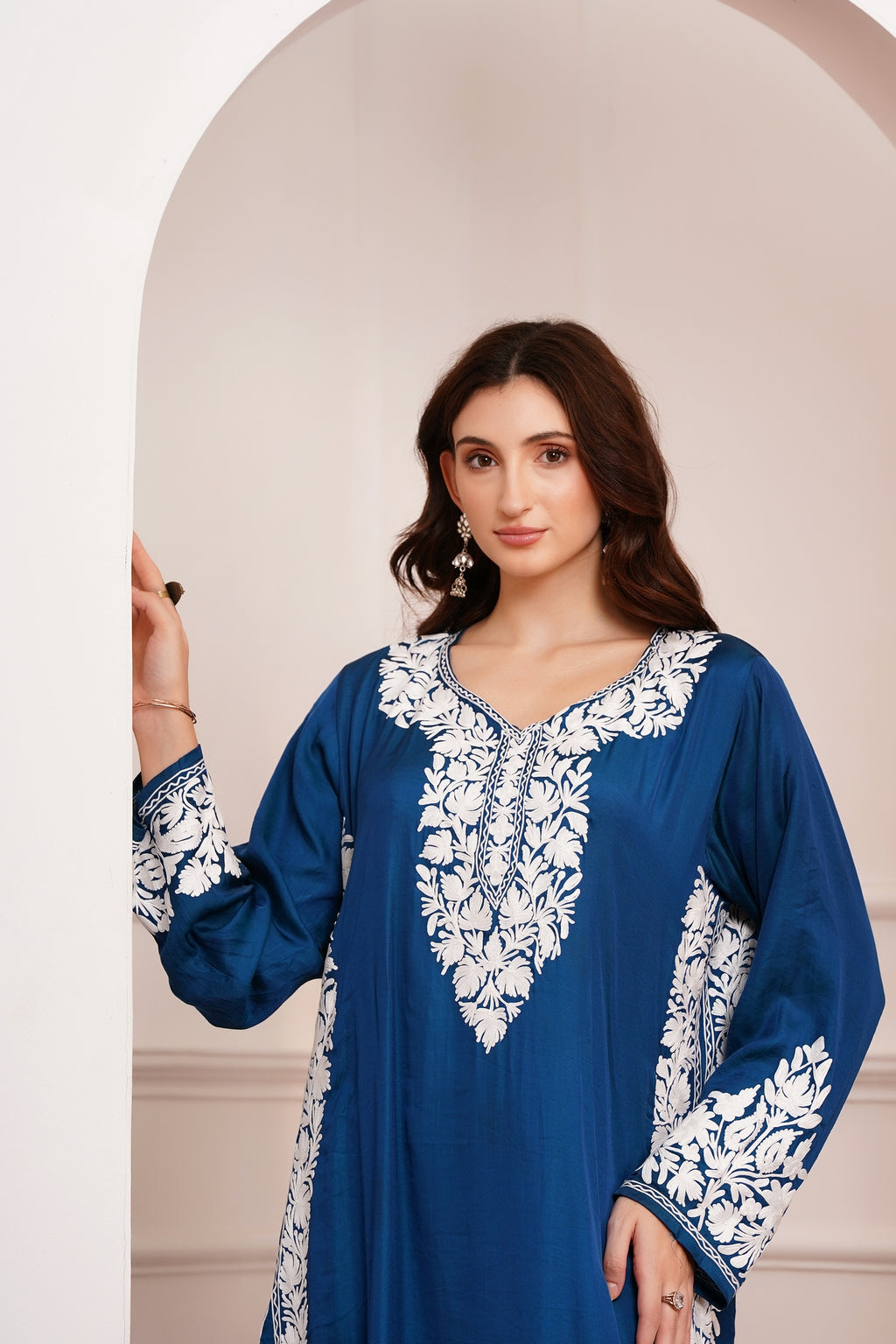 Kashmiri AARI WORK Pure Crepe suit 3pcs - Royal Blue