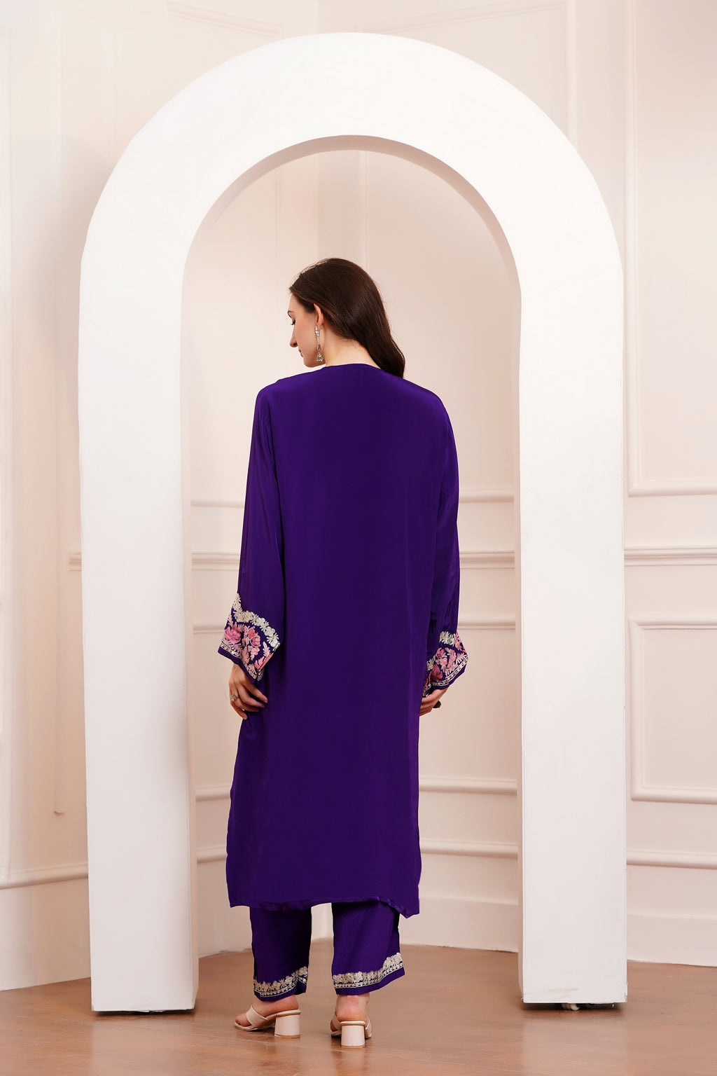 Kashmiri AARI WORK Pure Crepe suit 3pcs - Royal Purple