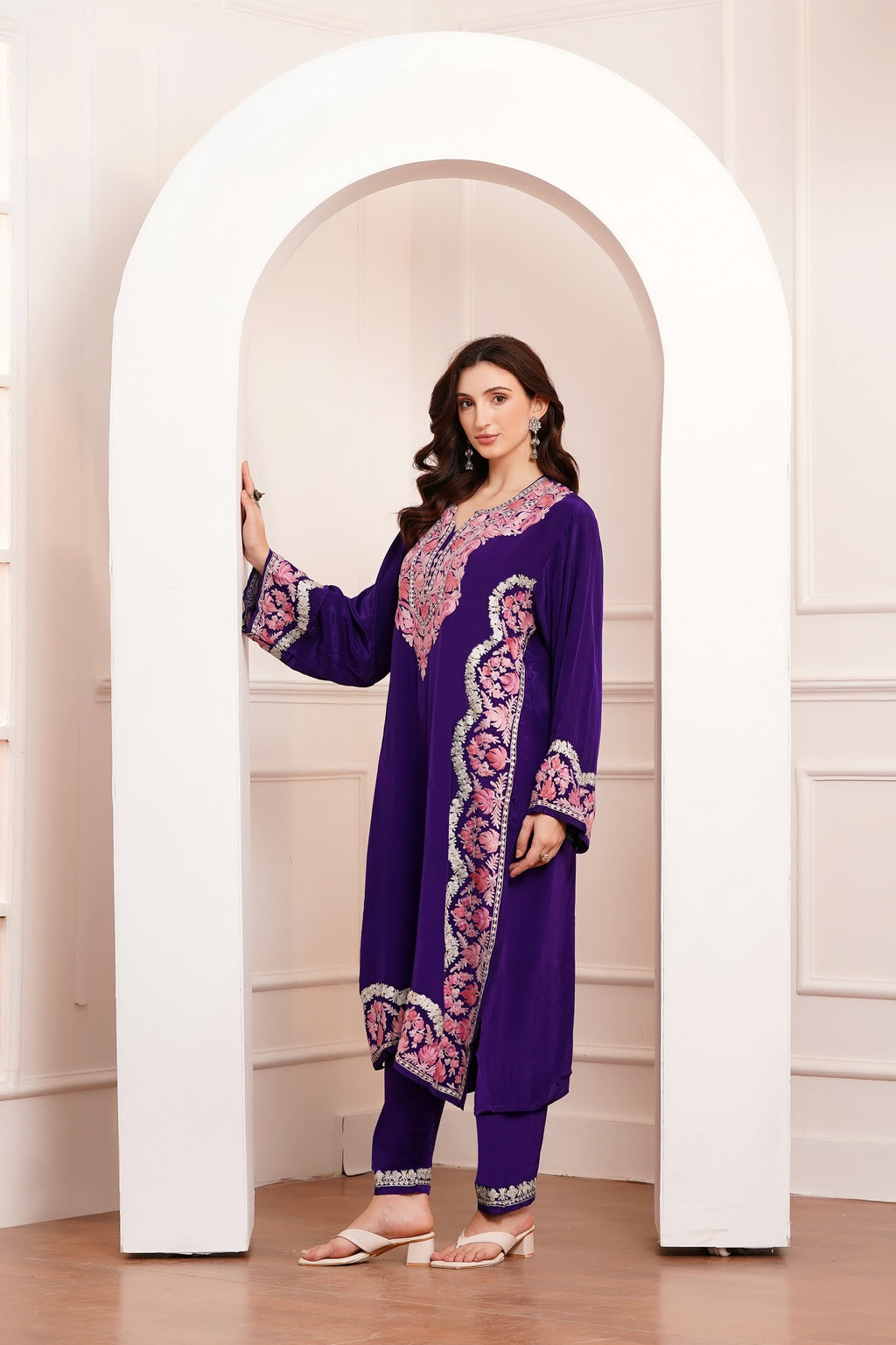 Kashmiri AARI WORK Pure Crepe suit 3pcs - Royal Purple
