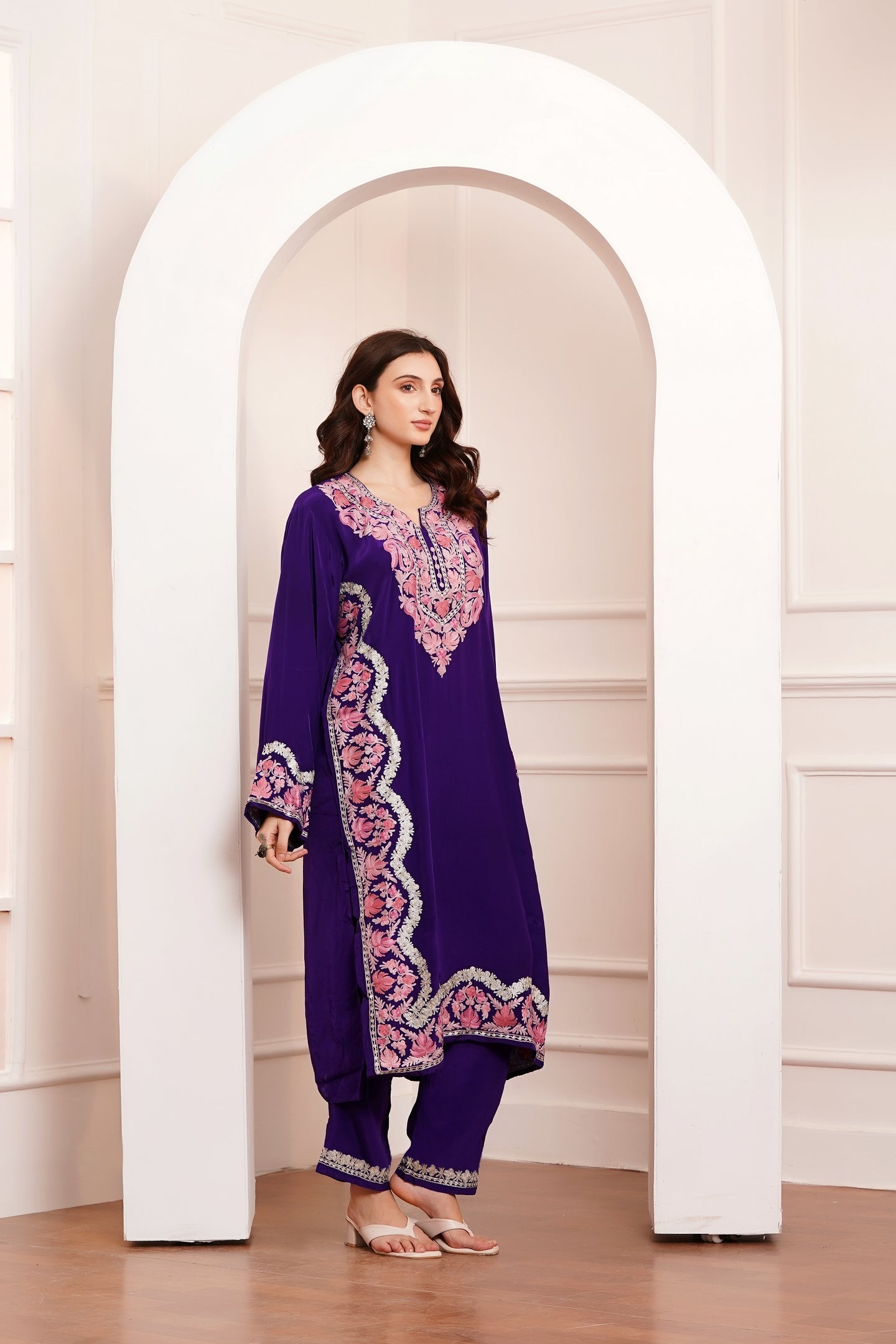 Kashmiri AARI WORK Pure Crepe suit 3pcs - Royal Purple