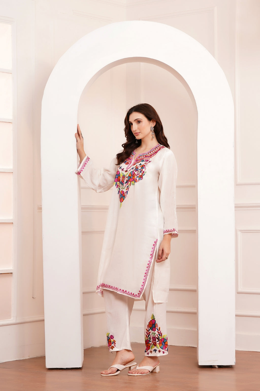 Kashmiri Aari work Roman Cotton Muslin 3pc Suit - Ivory Pearl