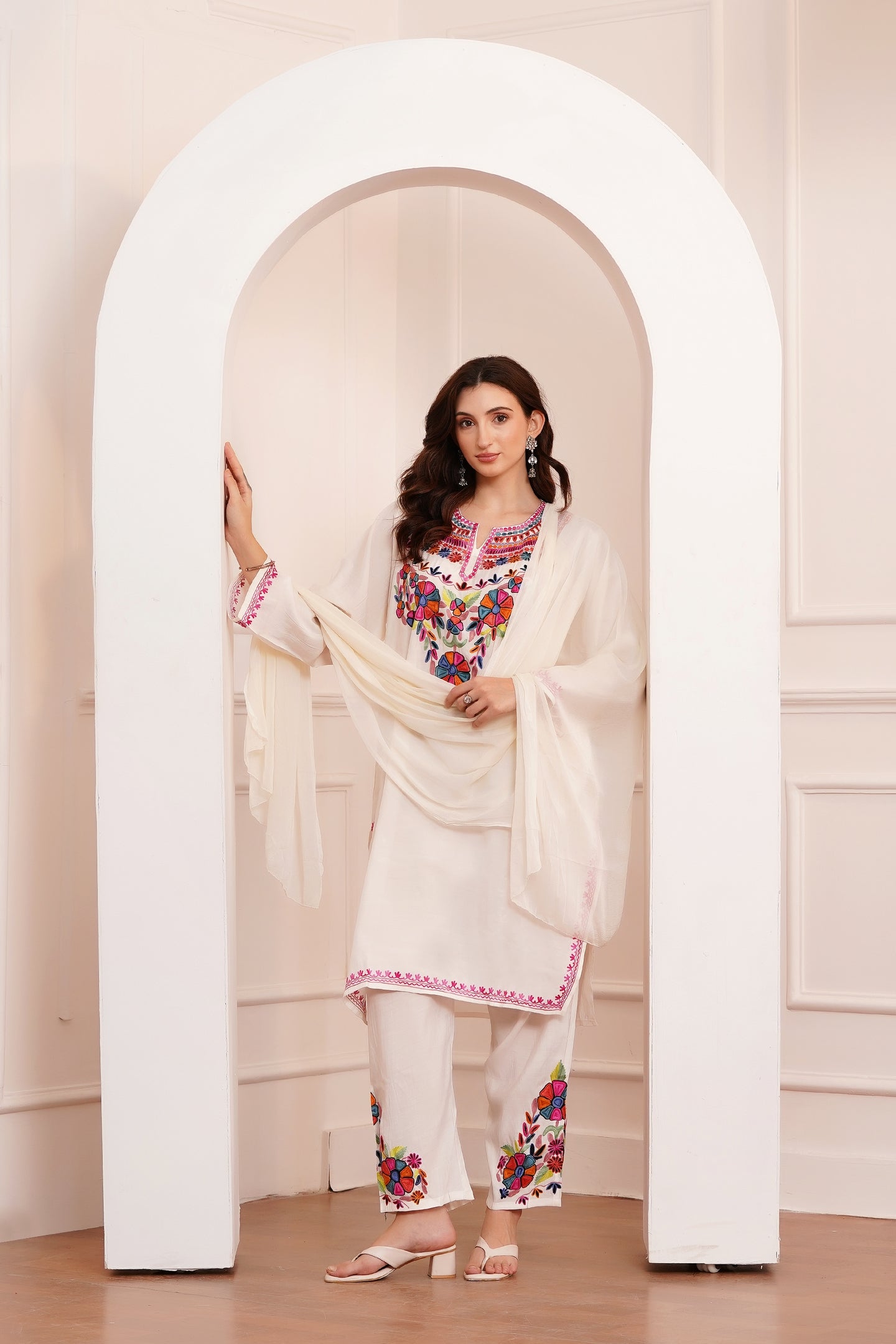 Kashmiri Aari work Roman Cotton Muslin 3pc Suit - Ivory Pearl