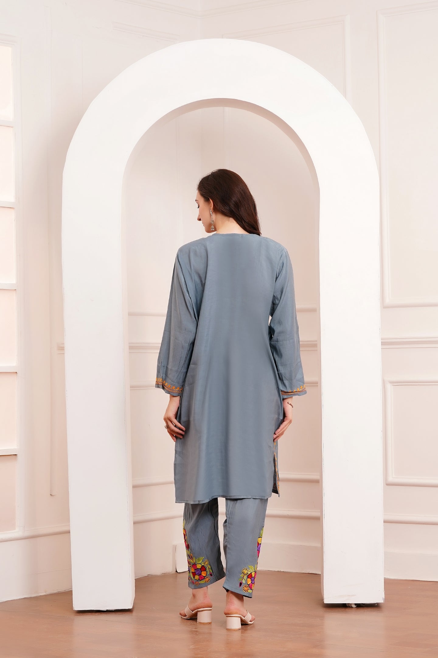Kashmiri Aari work Roman Cotton Muslin 3pc Suit - Steel Mist