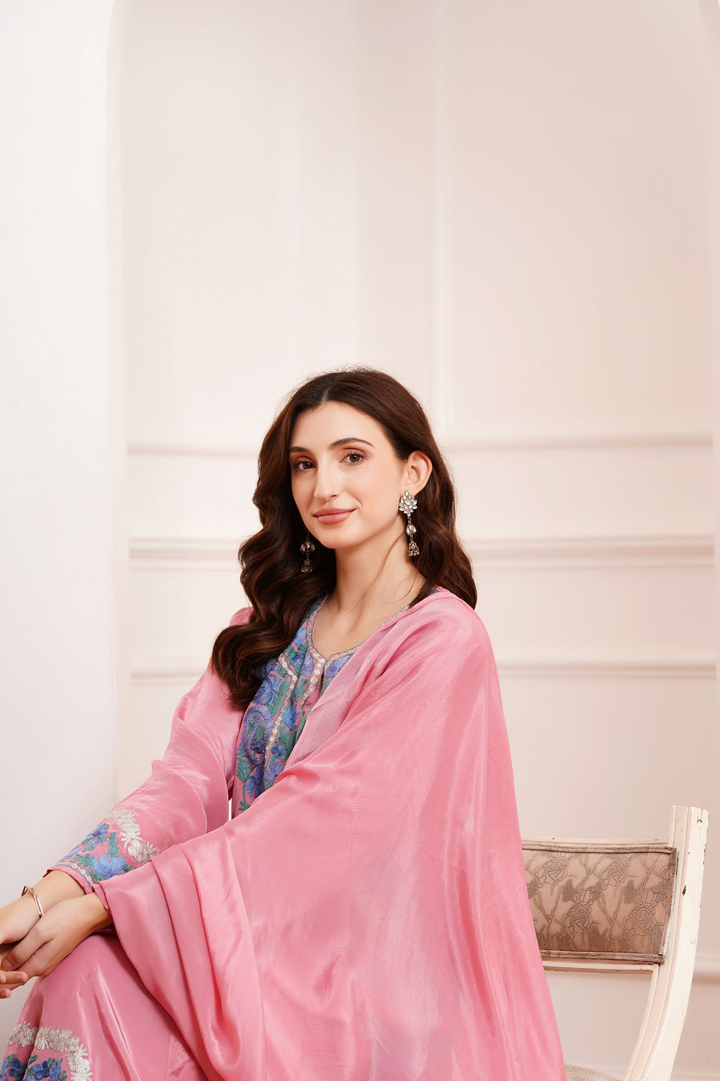 Kashmiri AARI WORK Pure Crepe suit 3pcs - Rose Pink