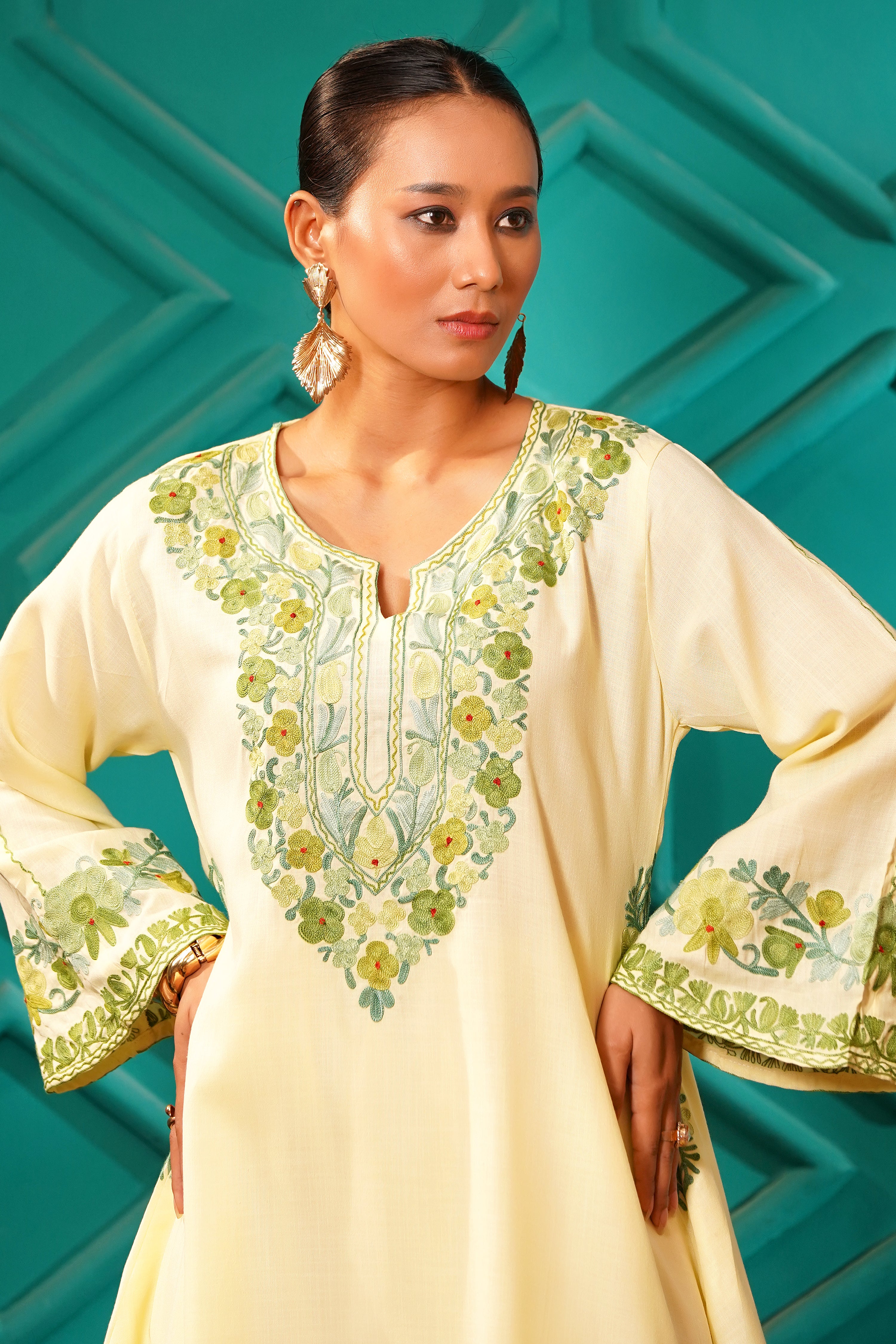 Kashmiri Bouquet Malai Cotton Tunic & Pant Set - Buttercream Mist