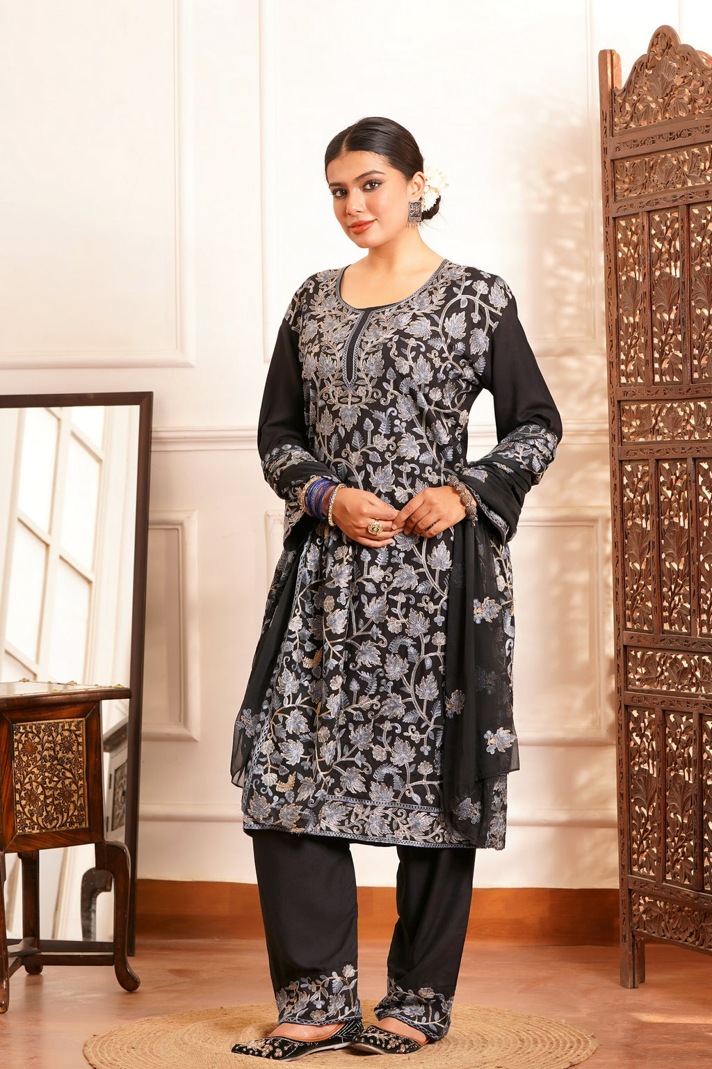 Regal & Classic- Rayon Kashmiri AARI Zari Work-3pc - Noir Platinum Black