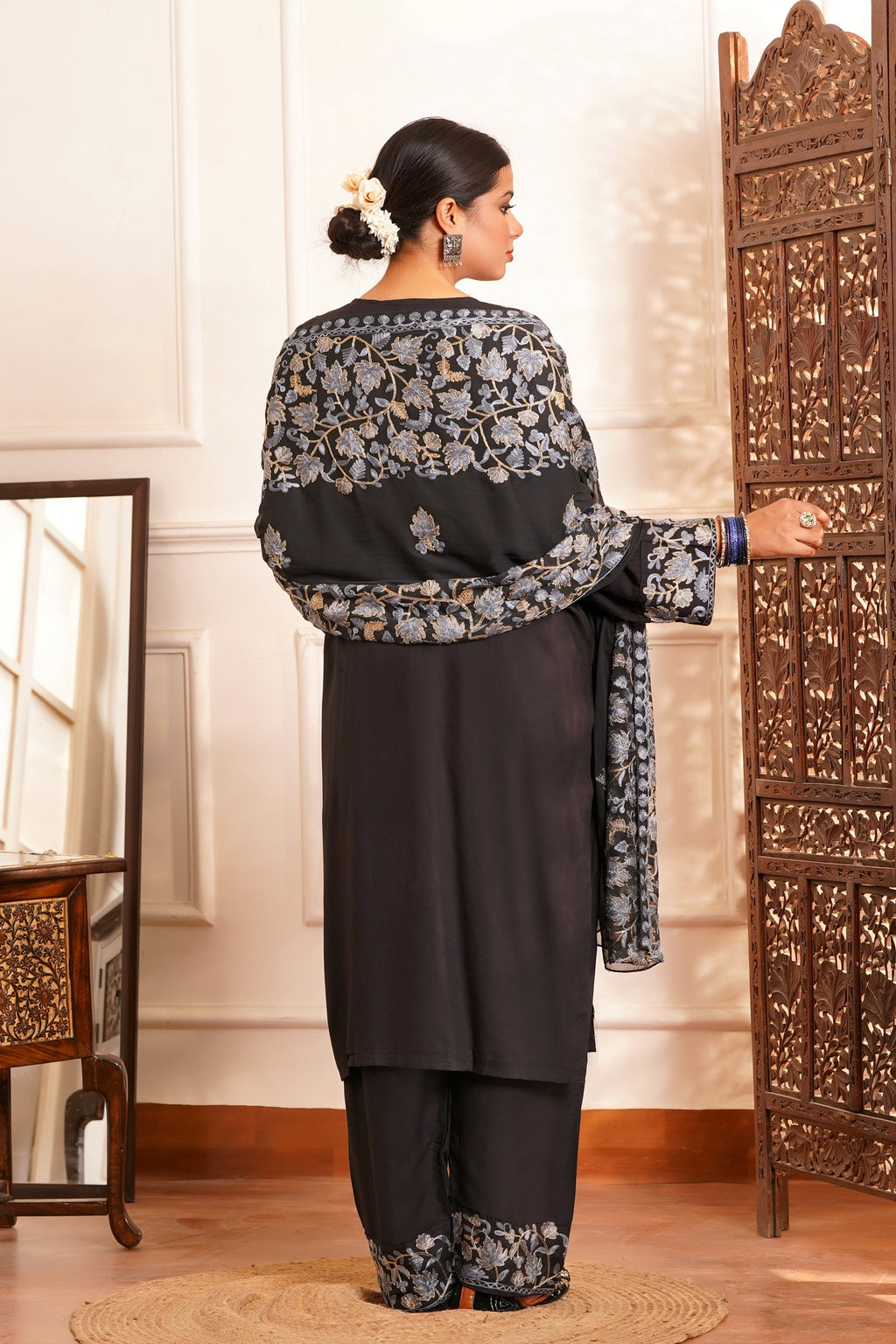 Regal & Classic- Rayon Kashmiri AARI Zari Work-3pc - Noir Platinum Black