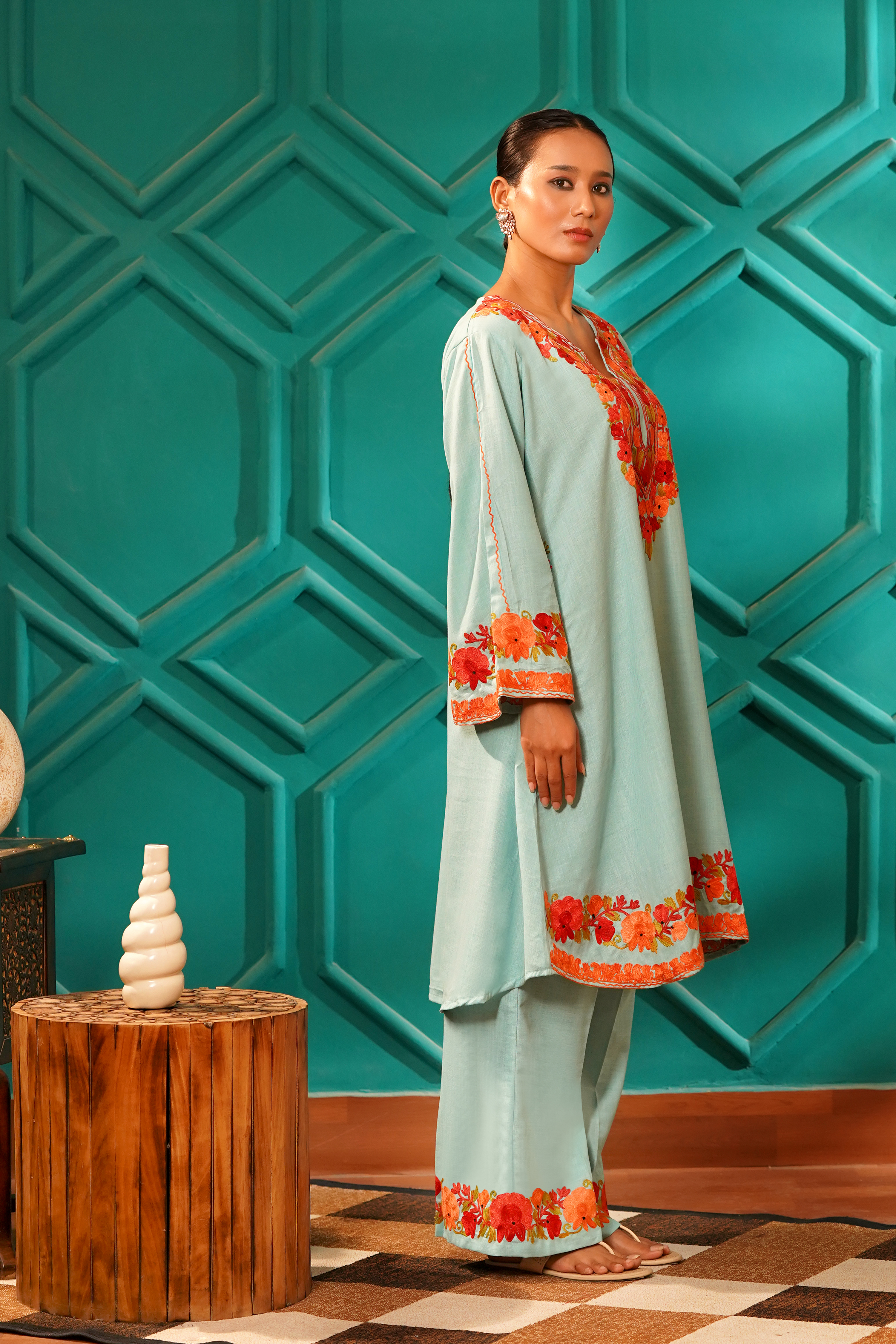 Kashmiri Bouquet Malai Cotton Tunic & Pant Set - Image 2
