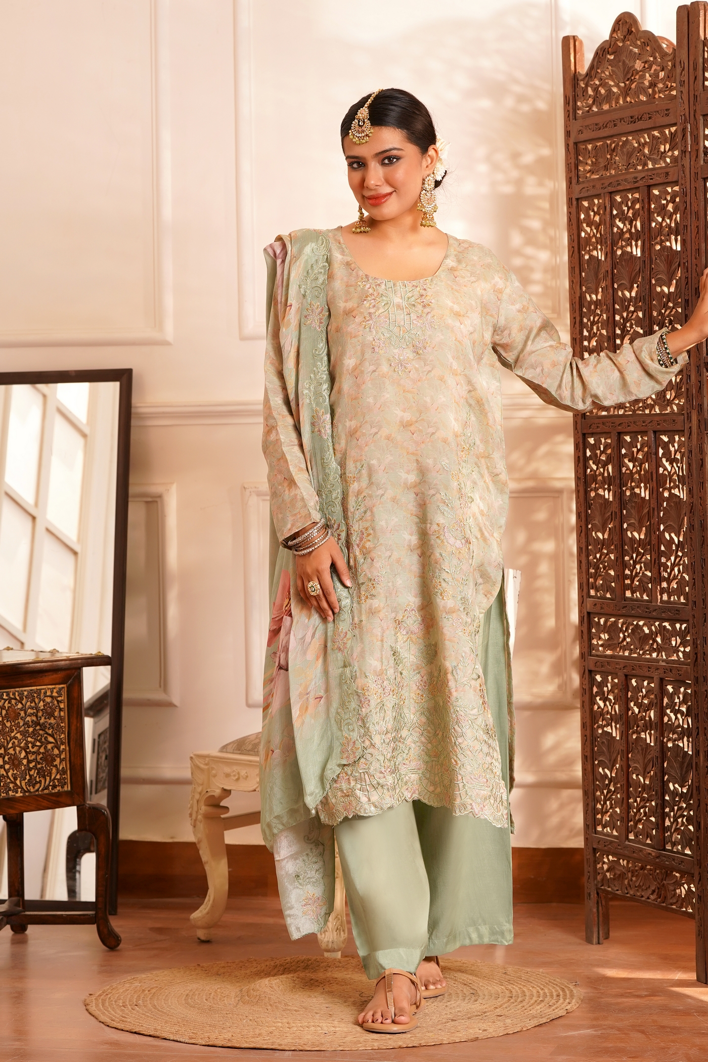 The Zariyah Floral Muslin Set- Muslin Silk Print with thread  Zari work